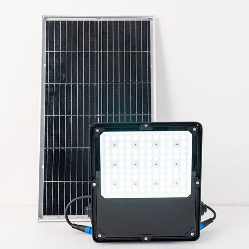 50 W Solar-Flutlicht